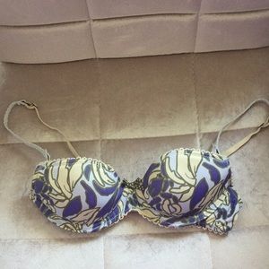 Victoria’s Secret Vintage Bra